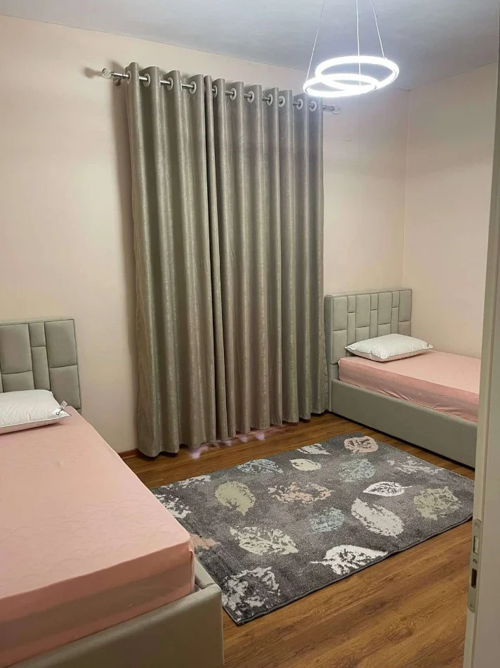 Qera | villa 2 + 1+3 block | fresku | €450/month