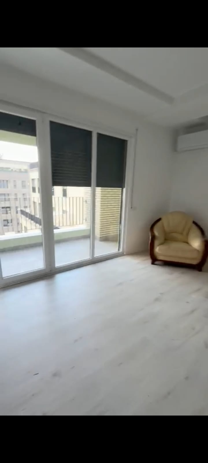 Aluguel | apartamento 2 + 1 | antigo campo de avião | €500/mês