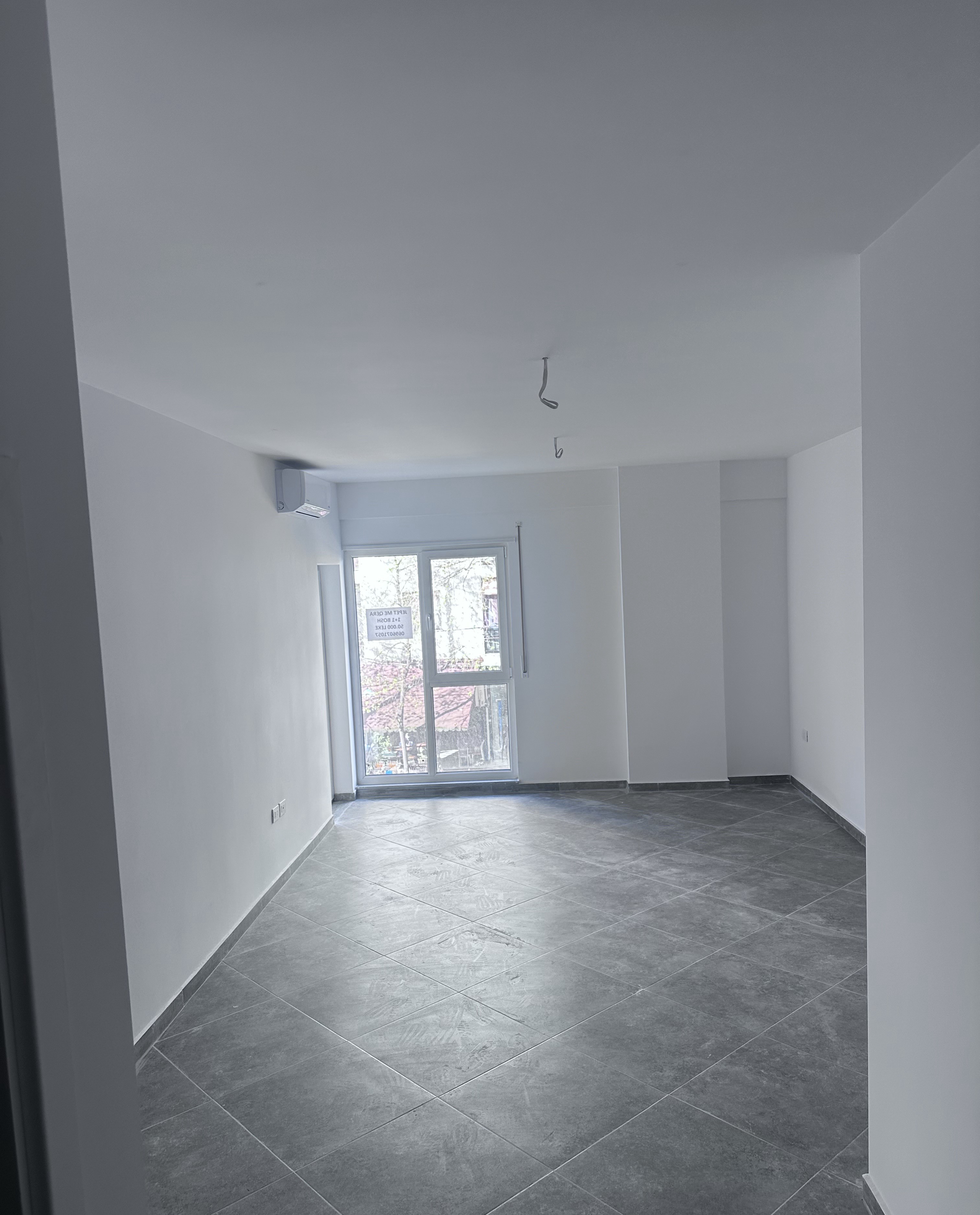 Louer | local commercial | rruga 5 maji | 500 €/mois (3)