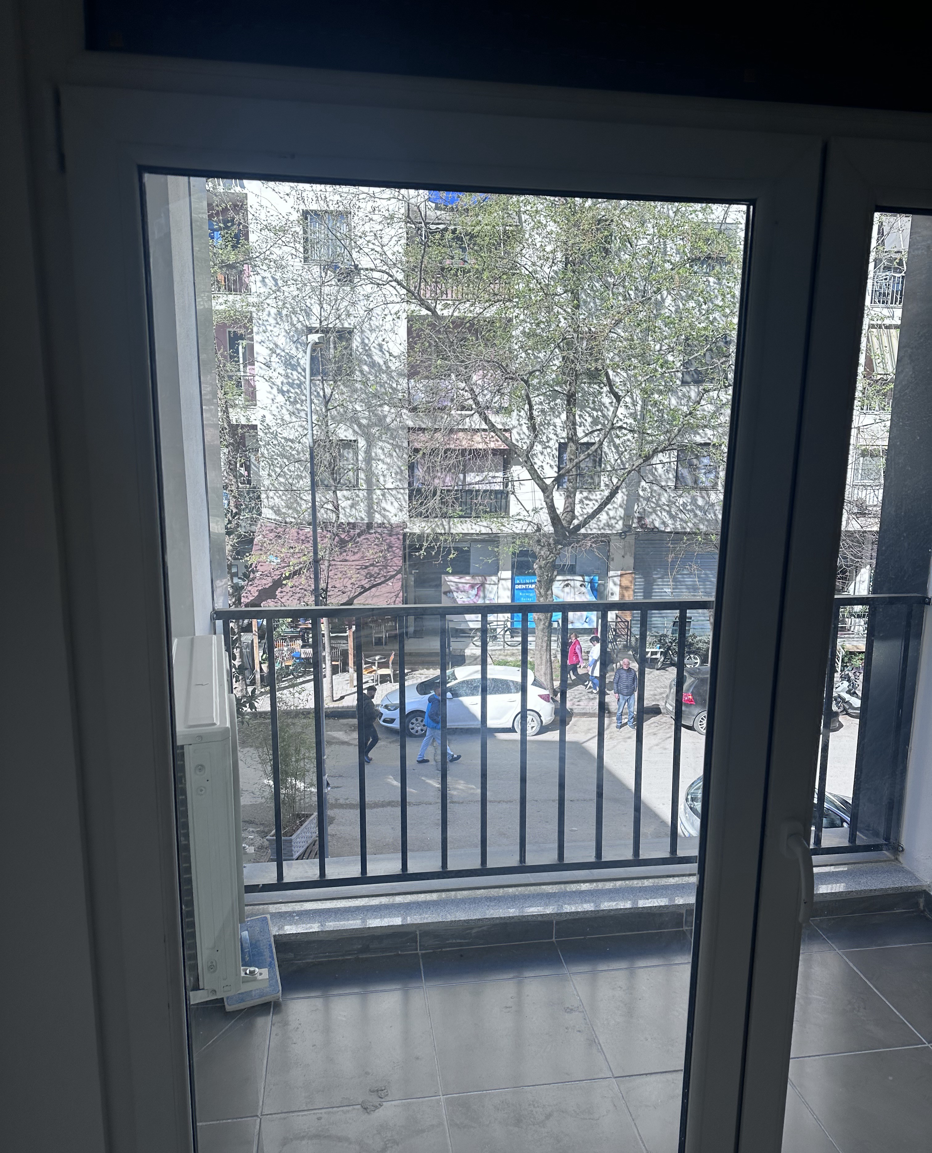 Louer | local commercial | rruga 5 maji | 500 €/mois (4)