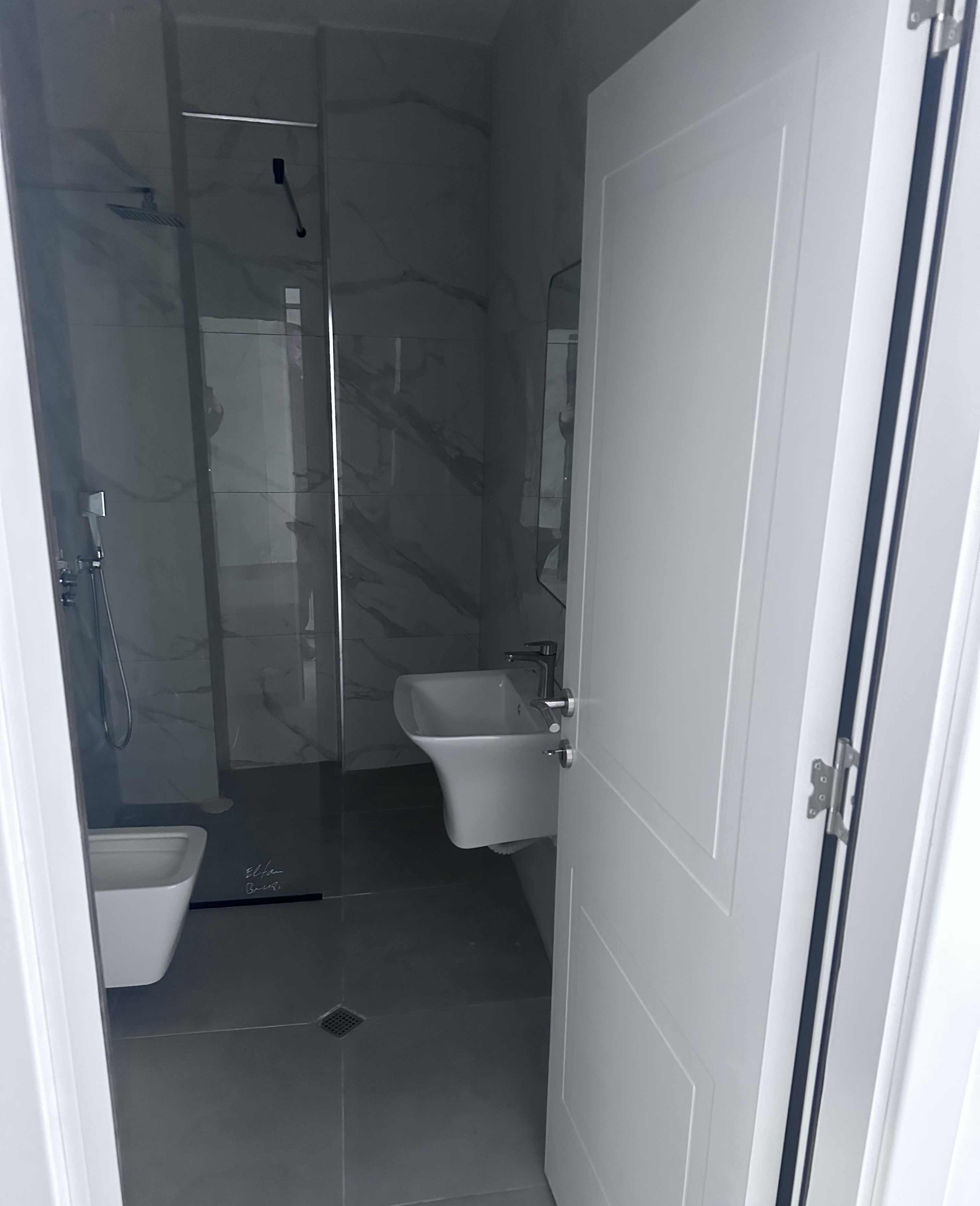 Louer | local commercial | rruga 5 maji | 500 €/mois (6)