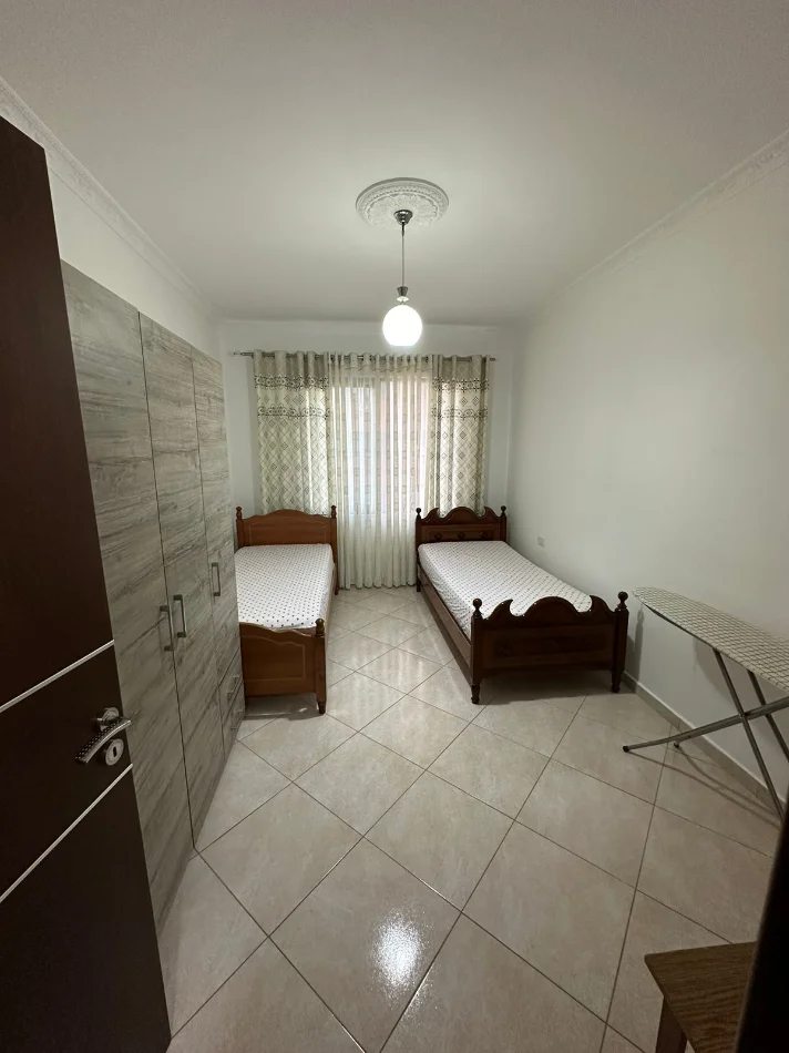 Qera | apartament 2 + 1+2+2 | Astir | 600 €/muaj i diskutueshem (3)