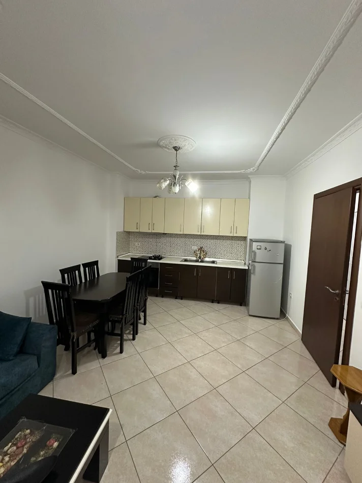 Qera | apartament 2 + 1+2+2 | Astir | 600 €/muaj i diskutueshem (8)