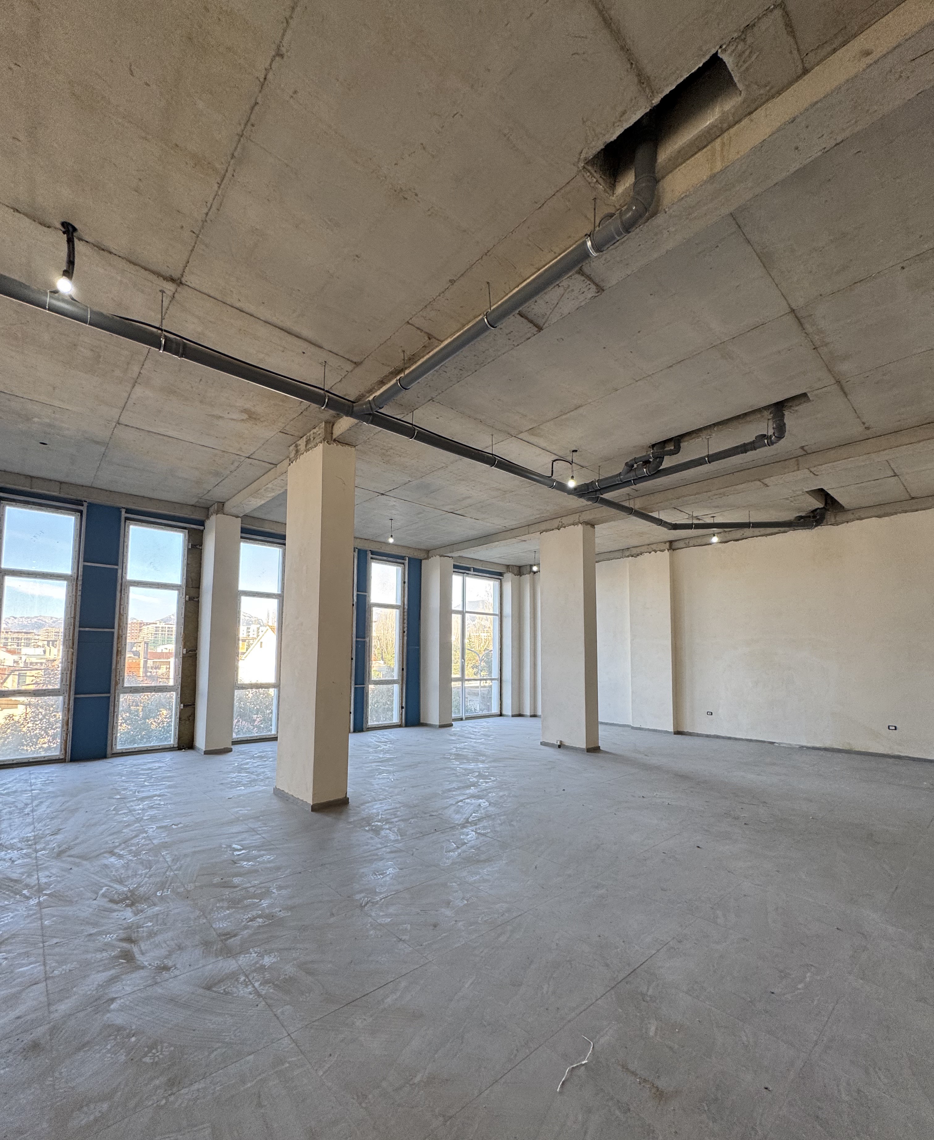 Affitto | locale commerciale | bulevardi i ri | 3300 €/mese (4)