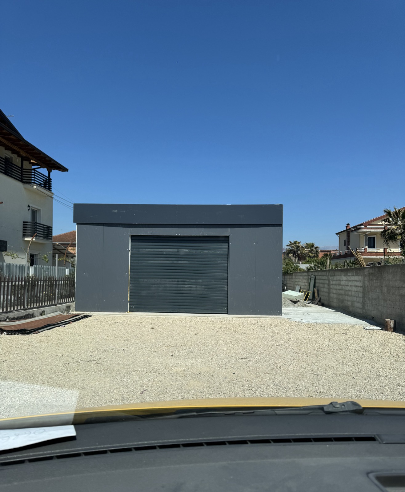 Qera | magazinë | Tirana international airport mother teresa | 900 €/muaj