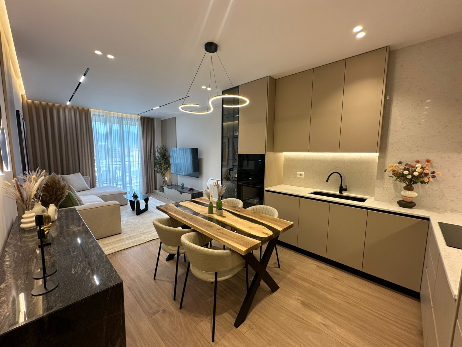 Appartamento in vendita 2+1+2 mine peza 38.500.000 leke