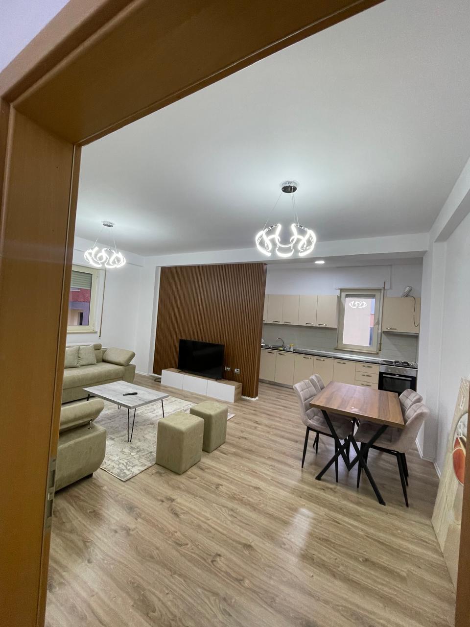 Louer | appartement 1 + 1 | Liqeni i Thatë | 600 €/mois (2)