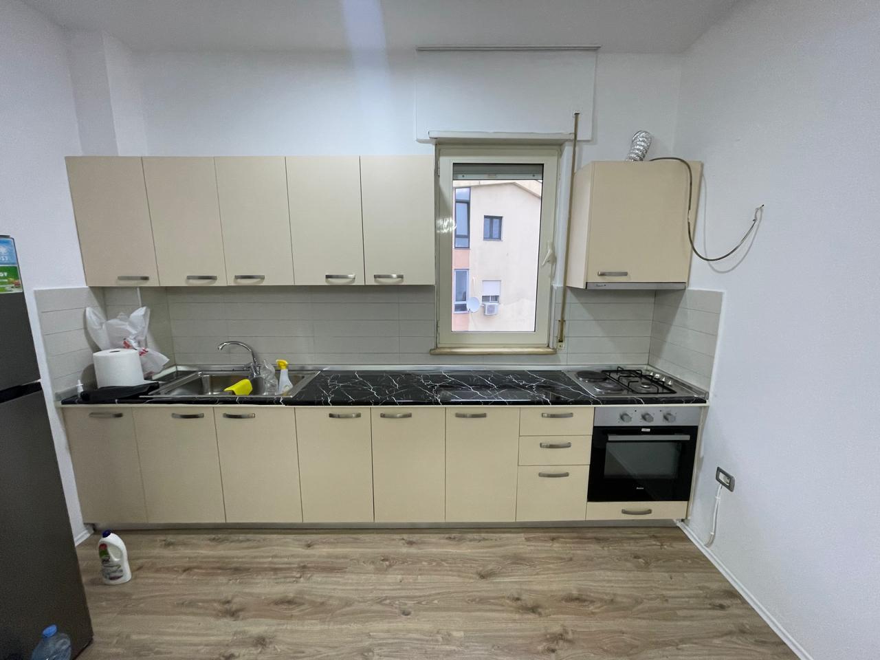 Louer | appartement 1 + 1 | Liqeni i Thatë | 600 €/mois (3)