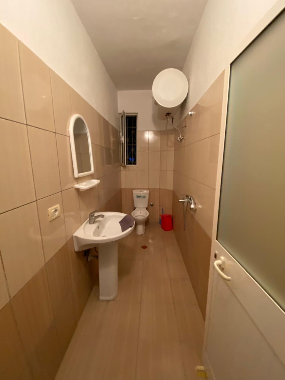 Aluguel | casa privada 1+1 | rruga jordan misja | €350/mês (5)
