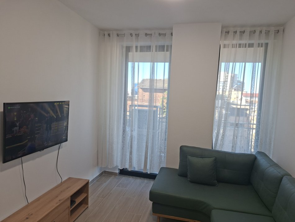 Qera | apartament 1 + 1 | mine peza | 750 €/muaj