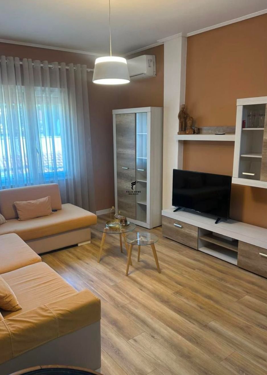 Apartment for rent 2+1 artificial pond 70,000 leke