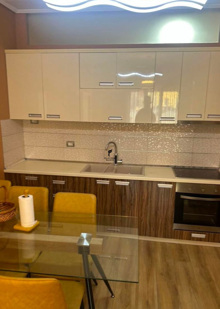 Apartment for rent 2+1 artificial pond 70,000 leke