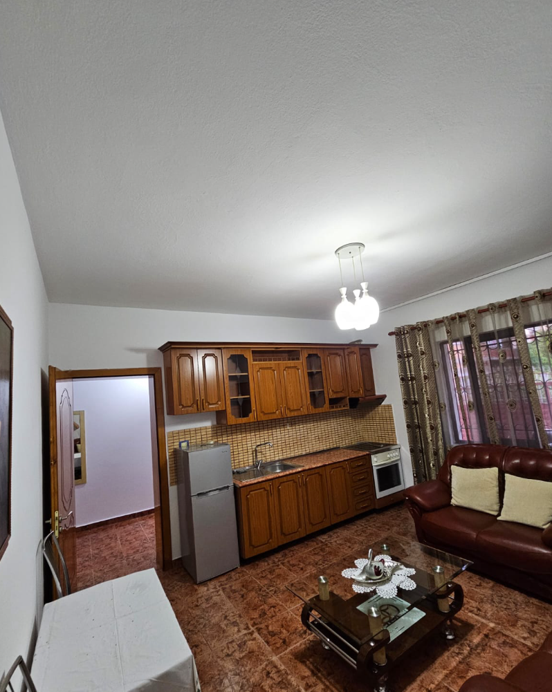 Aluguel | apartamento 2 + 1 | Astir vila l | €450/mês (3)