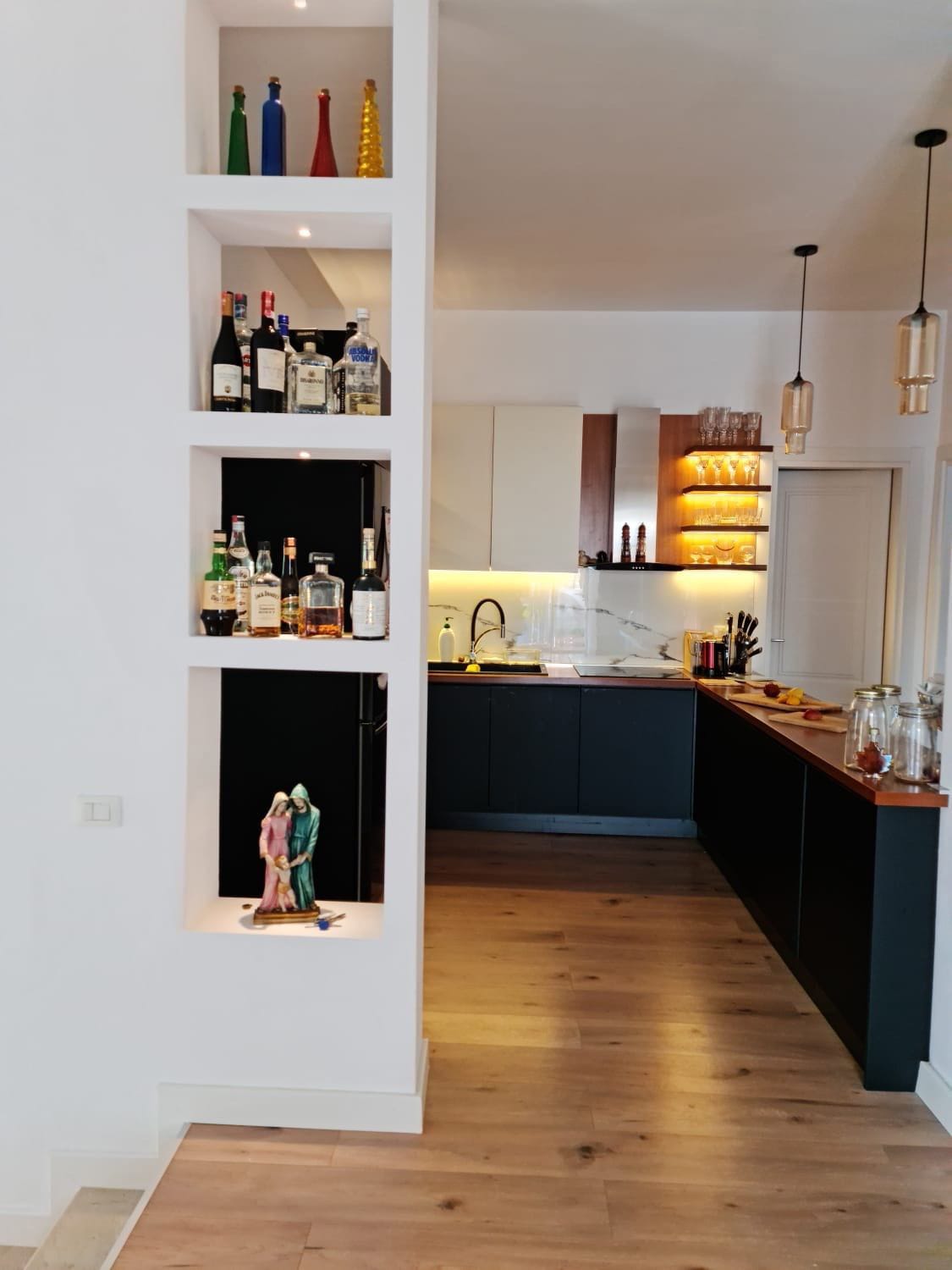 Qera | penthouse 3 + 1 + 3 | Mali i Robit | 1000 €/mois (3)