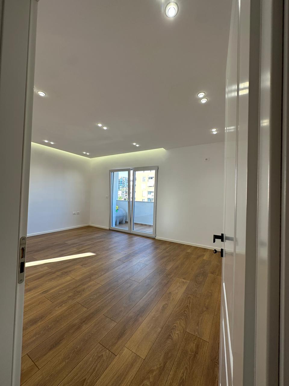 Vendita | appartamento 2 + 1 | ish stacioni i trenit | 193000 €