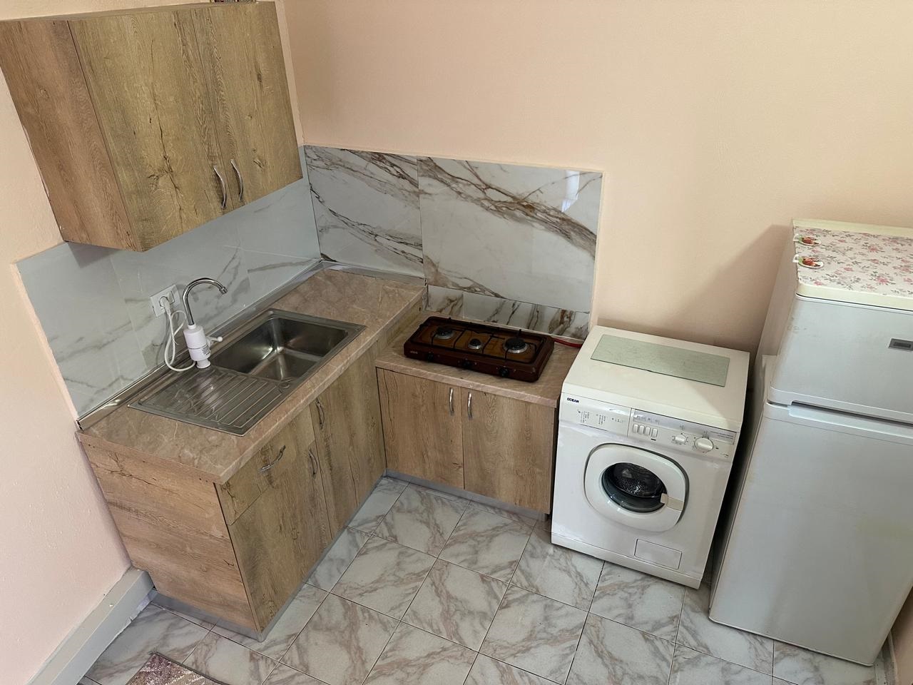 Qera | garsoniere | qyteti studenti | 350 €/muaj (3)