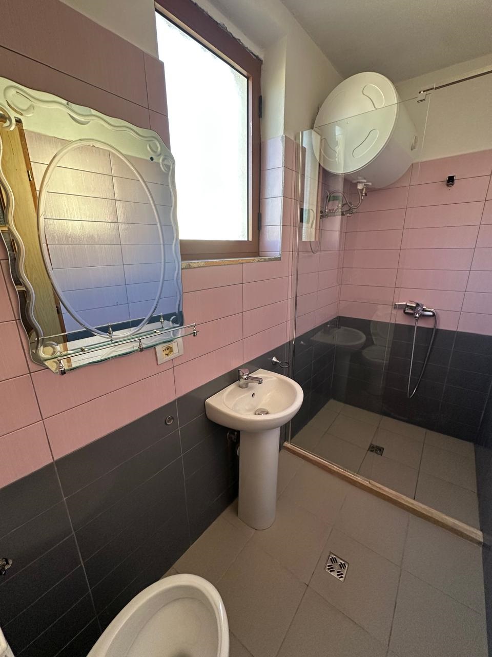 Qera | garsoniere | qyteti studenti | 350 €/muaj (5)
