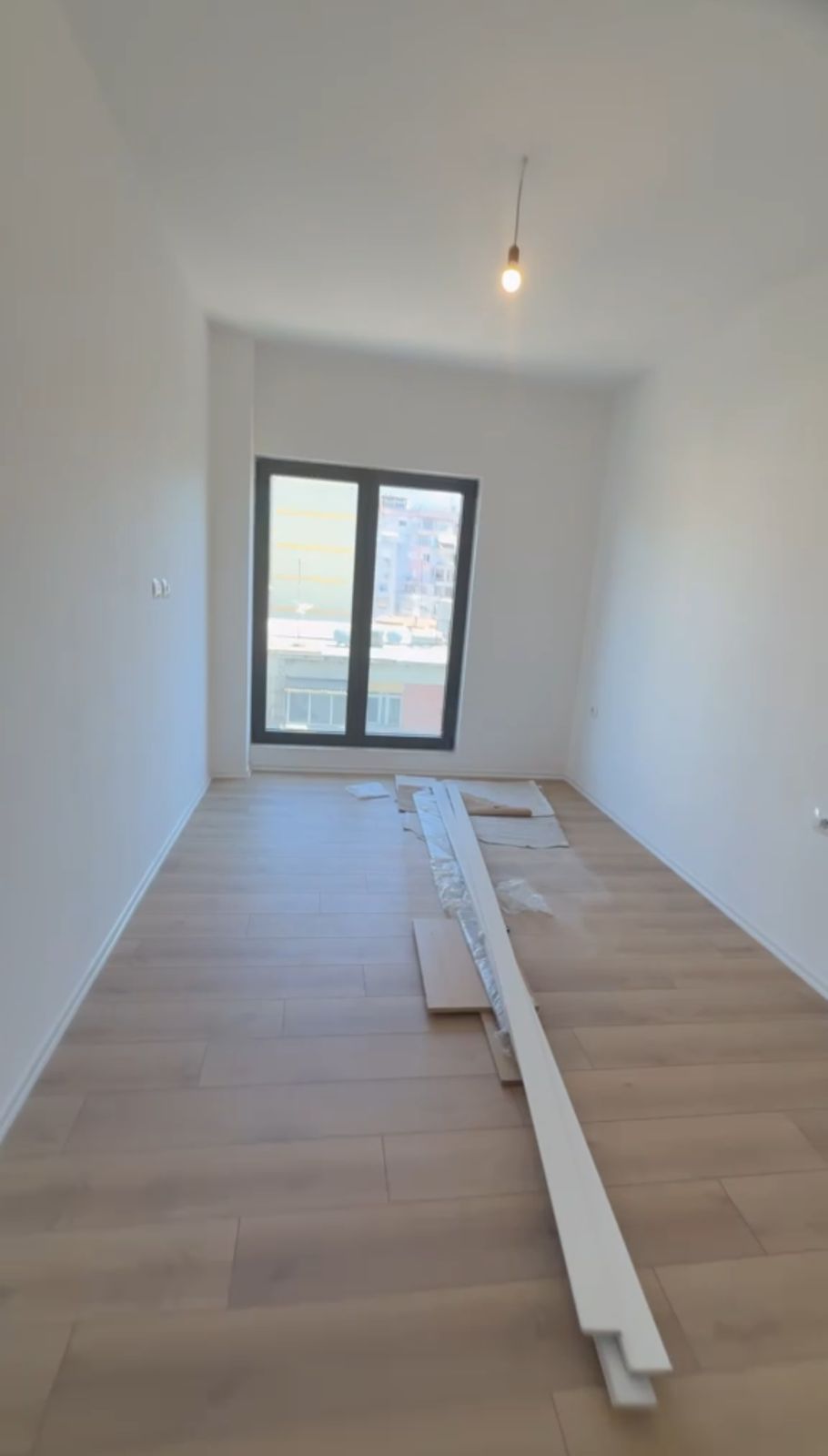 Aluguel | ambiente de negócios | rruga e barrikadave | €750/mês (4)