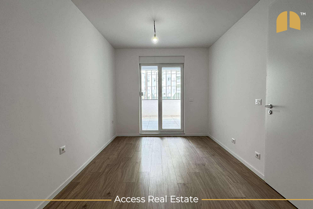 Oficina en alquiler – 2 habitaciones + garaje – Barrio spital (5)