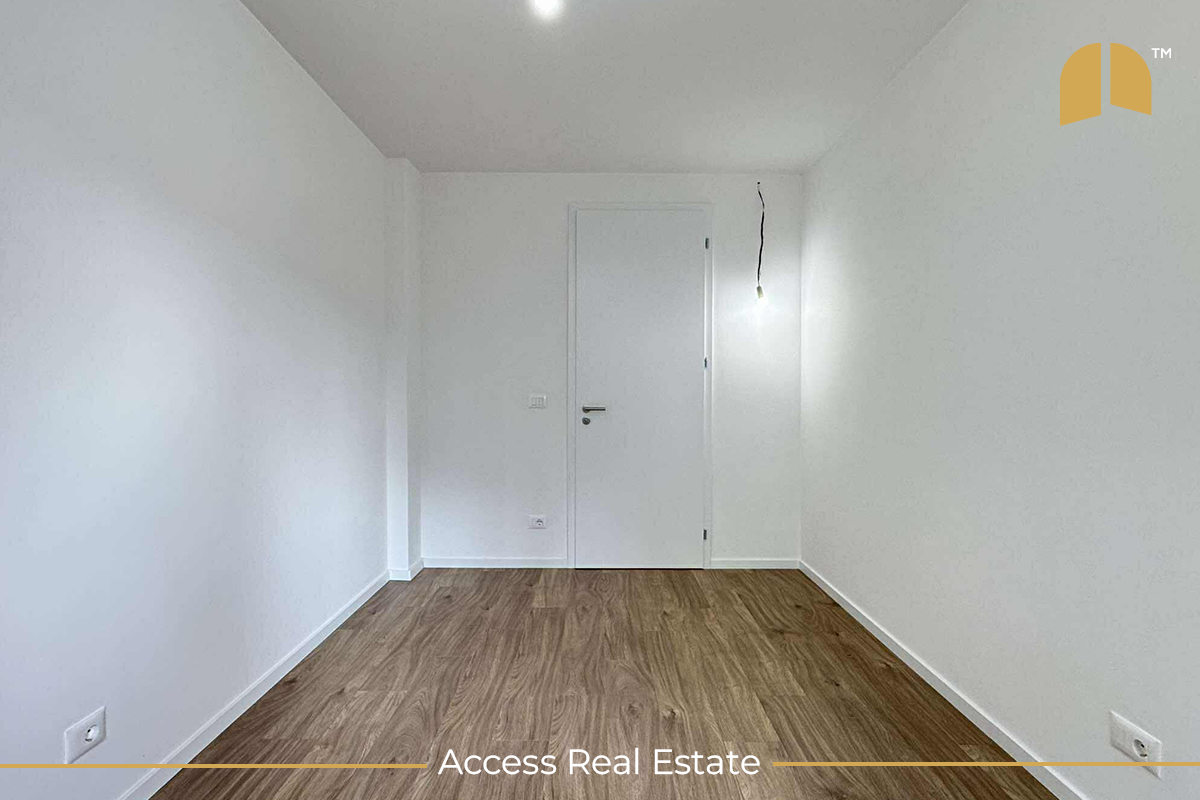 Oficina en alquiler – 2 habitaciones + garaje – Barrio spital (6)