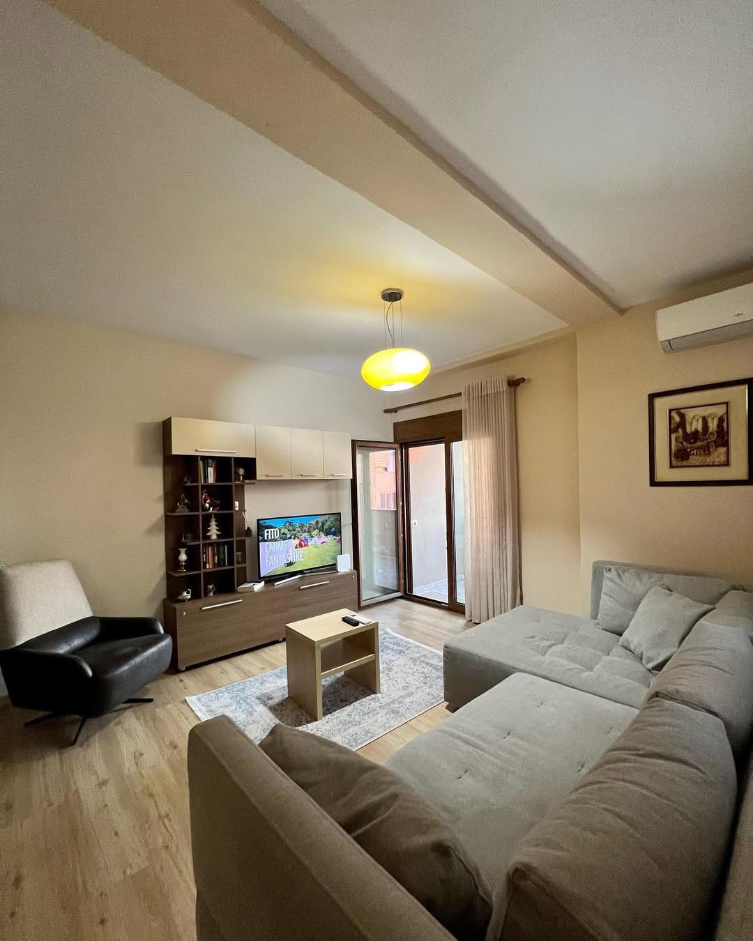 Qera | apartament 1 + 1 | myslym shyri | 750 €/muaj (4)