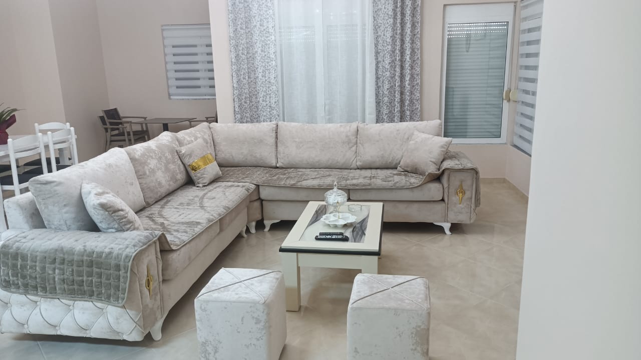 Aluguel | villa 3 + 1 | shkozë | €1000/mês (2)