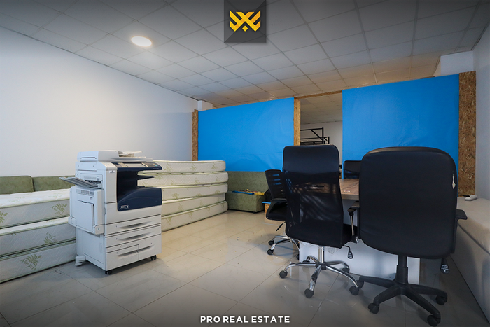 Lokal 73m² për #shitje në qendër.