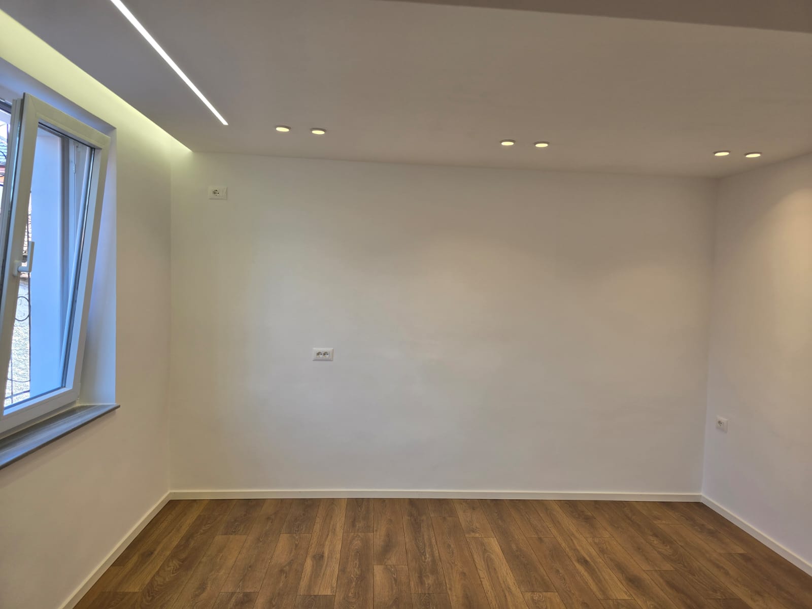 Venda | estúdios | rruga bardhyl | €85.000 (5)