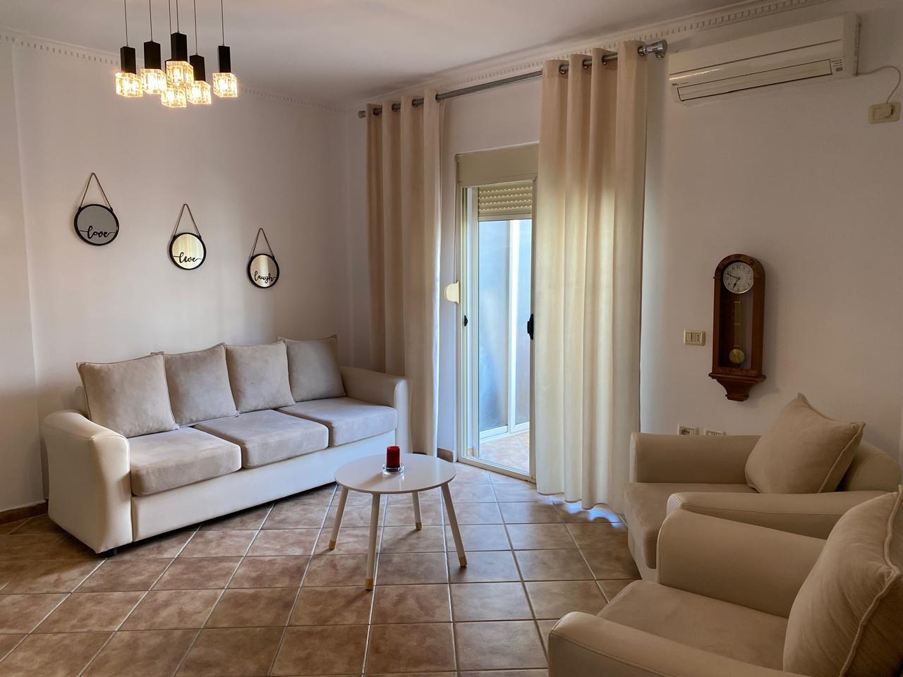Miete | wohnung 1 + 1 | fresku | 350 €/monat