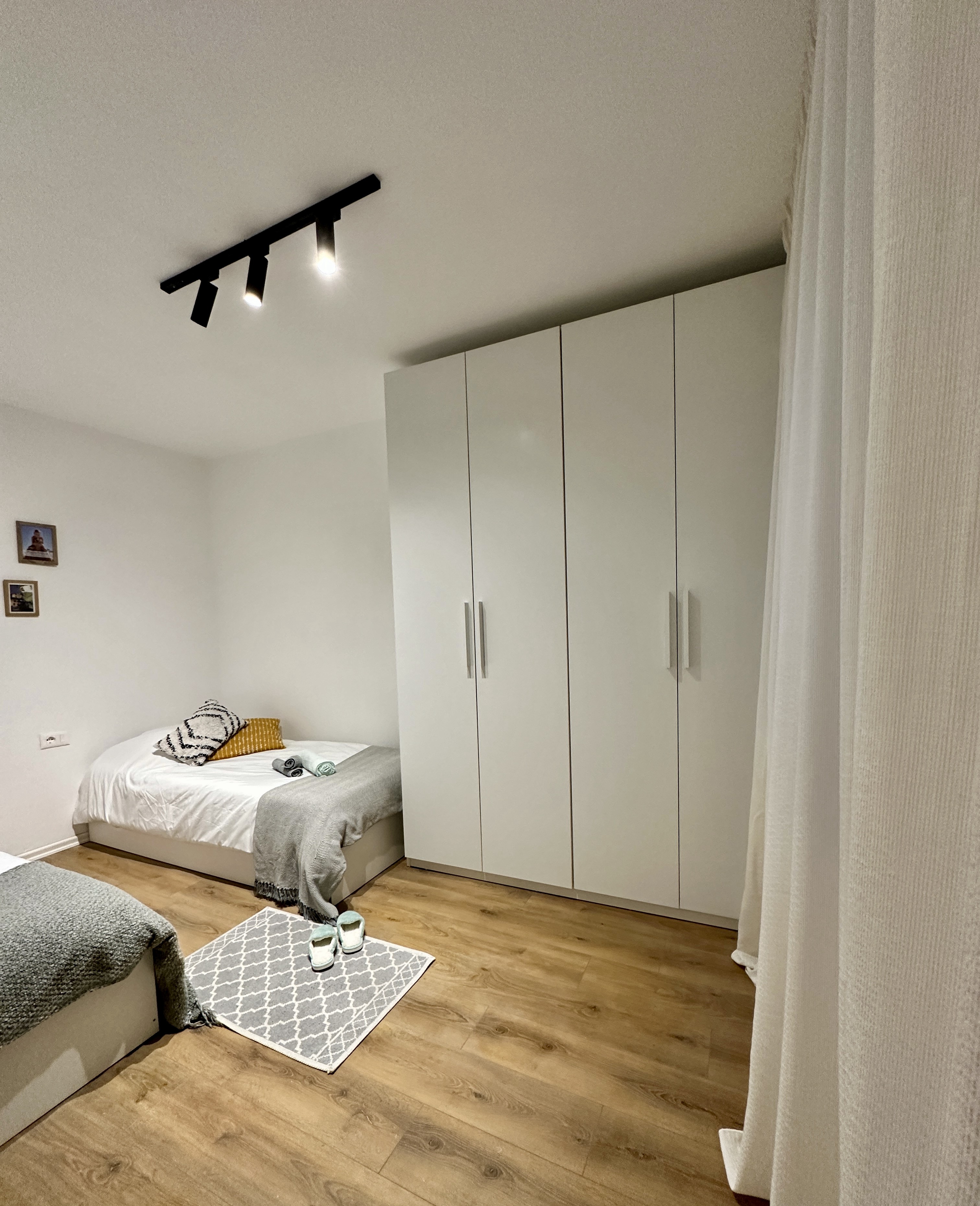 Alquiler | apartamento 1 + 1 | lago artificial | 600 €/mes (6)