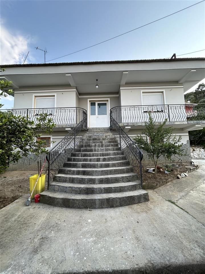Aluguel | villa 3 + 1 + 2 | vorë | €450/mês
