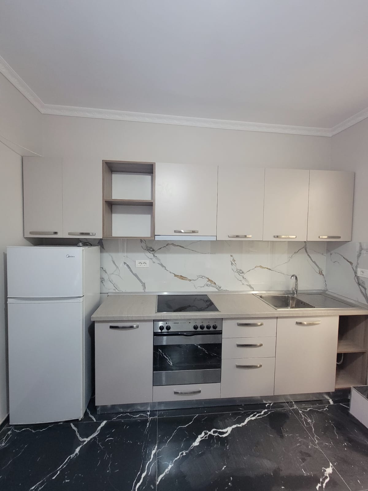 Aluguel | apartamento 1 + 1 | rruga bedri karapici | €330/mês (2)