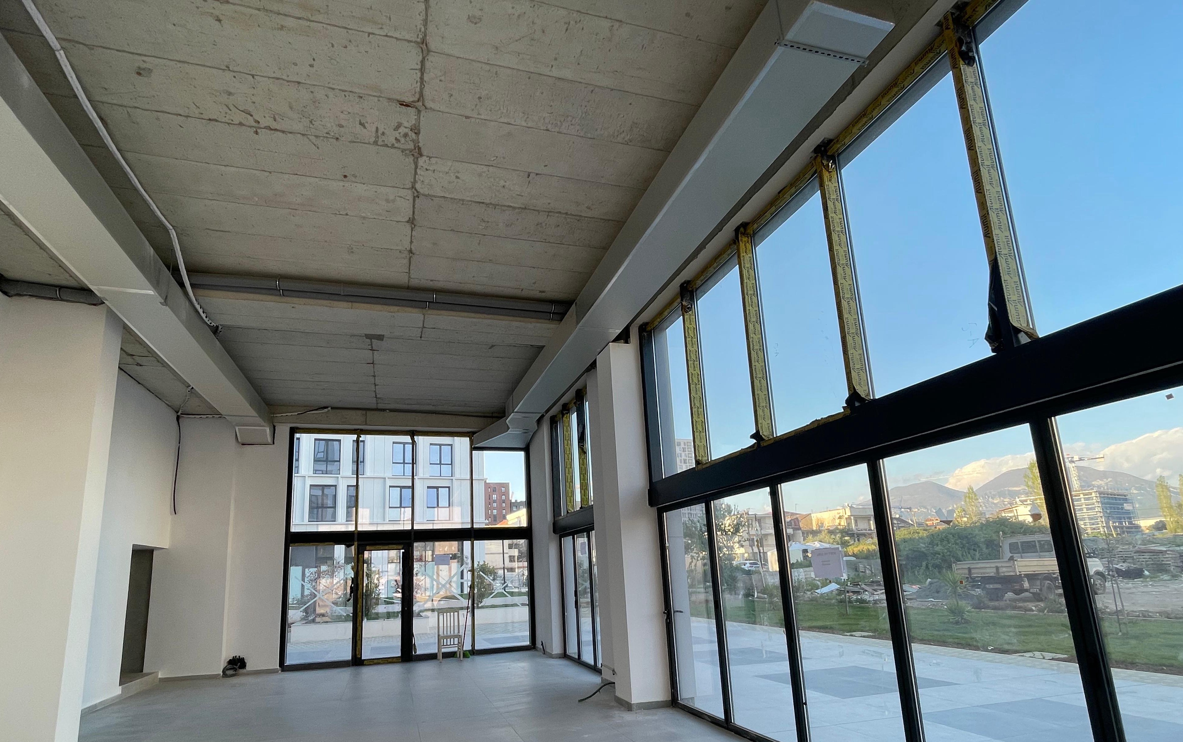 Alquiler | local comercial | the new boulevard | 1500 €/mes