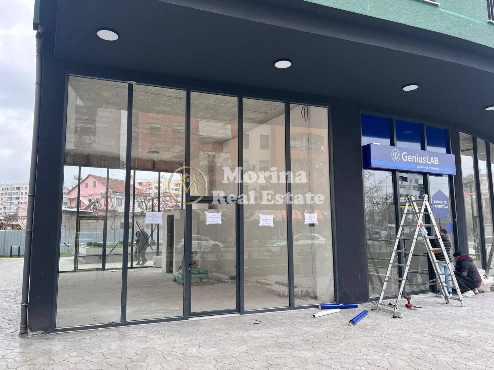 Venda | ambiente de negócios | | 395000 €