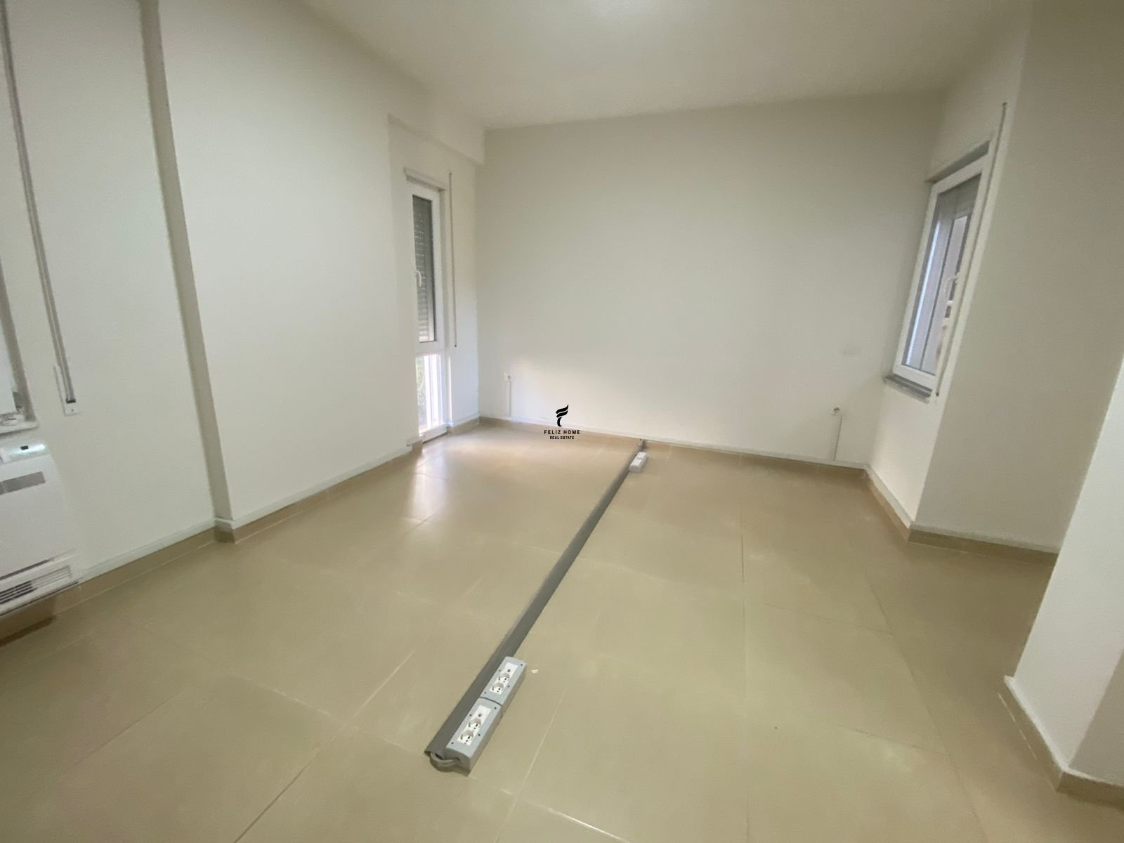 Rental apartment 93 square meters kosovareve street 100,000 leke