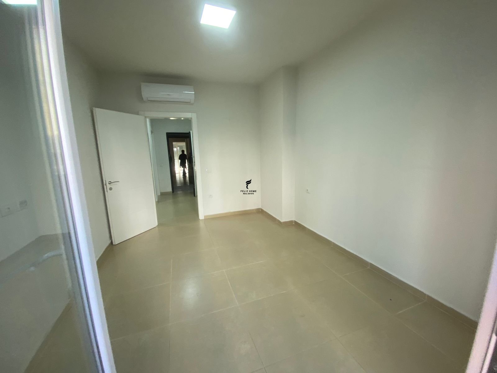Rental apartment 93 square meters kosovareve street 100,000 leke (5)