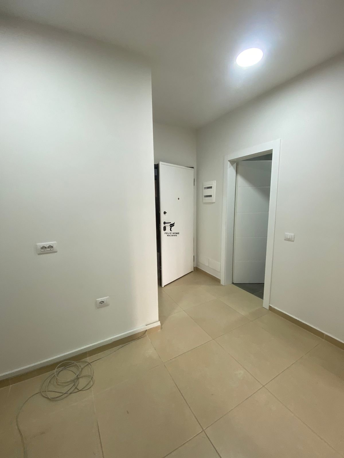 Rental apartment 93 square meters kosovareve street 100,000 leke (7)