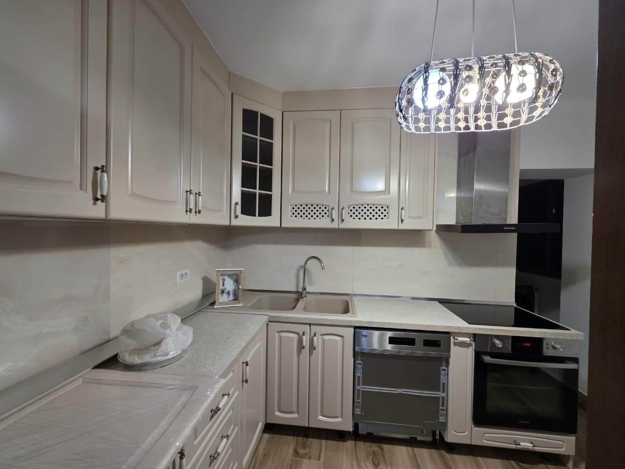 Qera | apartament 4 + 1 + 2 | mine peza | 1200 €/muaj (5)