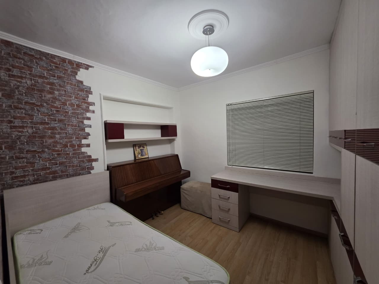 Qera | apartament 4 + 1 + 2 | mine peza | 1200 €/muaj (8)
