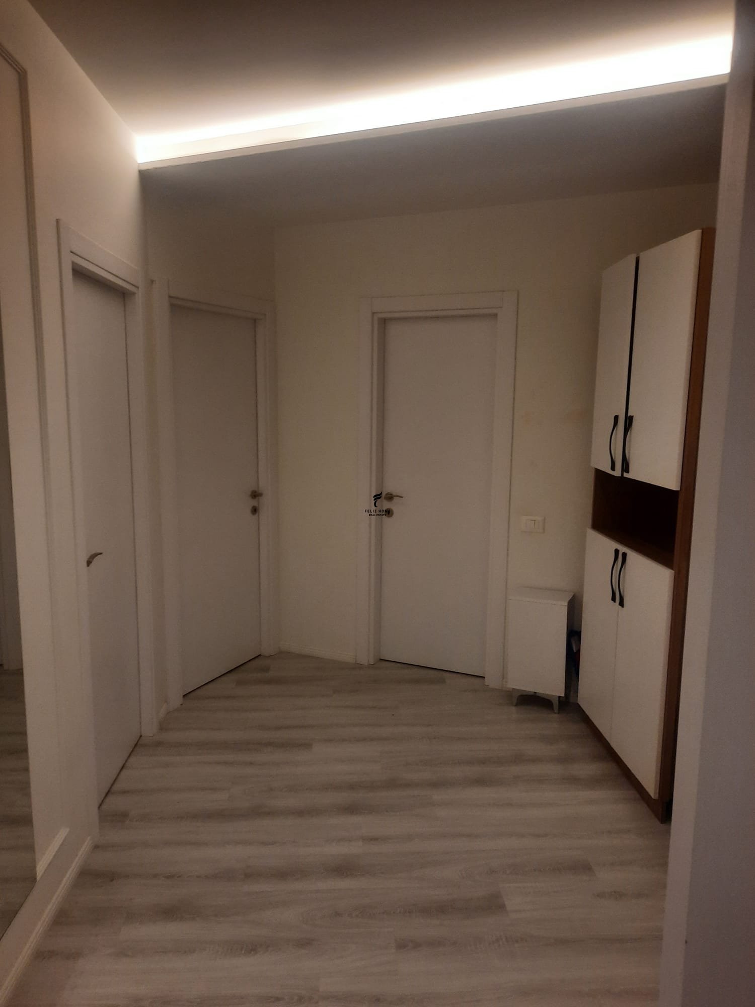 Apartamento 2+1+2 à venda rua dibres 28.000.000 leke (7)