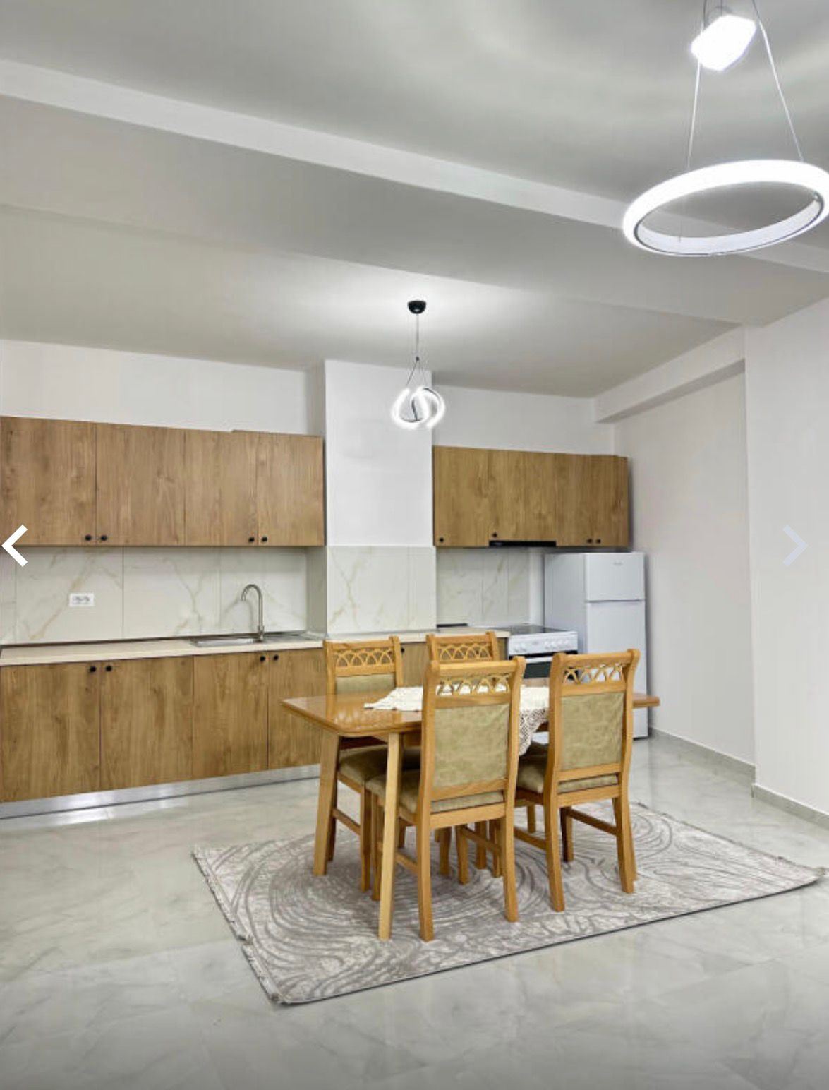 Affitto | appartamento 2 + 1 + 2 | Astir | 600 €/mese (2)