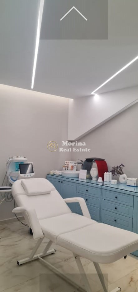 Qera | ambjent biznesi | rruga fortuzi | 1900 €/muaj
