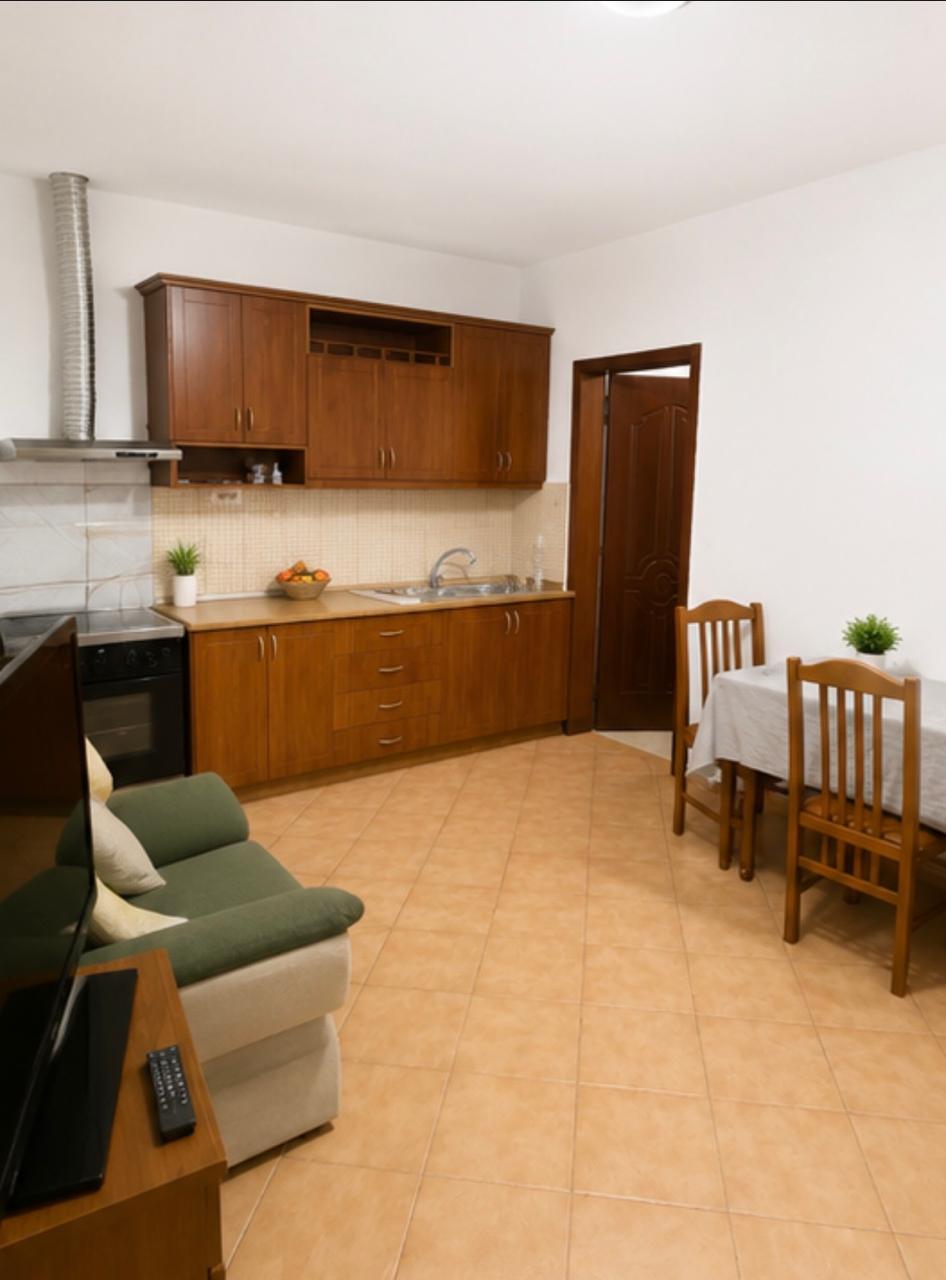 Aluguel | villa 1 + 1 | rruga e durresit | €400/mês