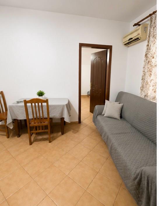 Aluguel | villa 1 + 1 | rruga e durresit | €400/mês (2)