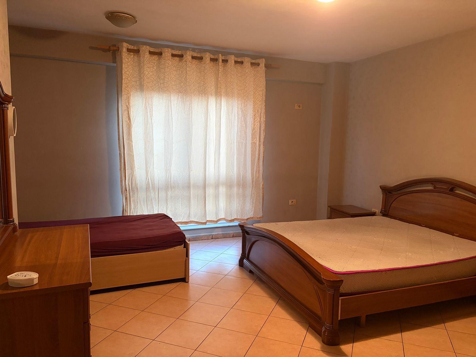 Alquiler | apartamento 1 + 1 | rruga jordan misja | 380 €/mes (2)
