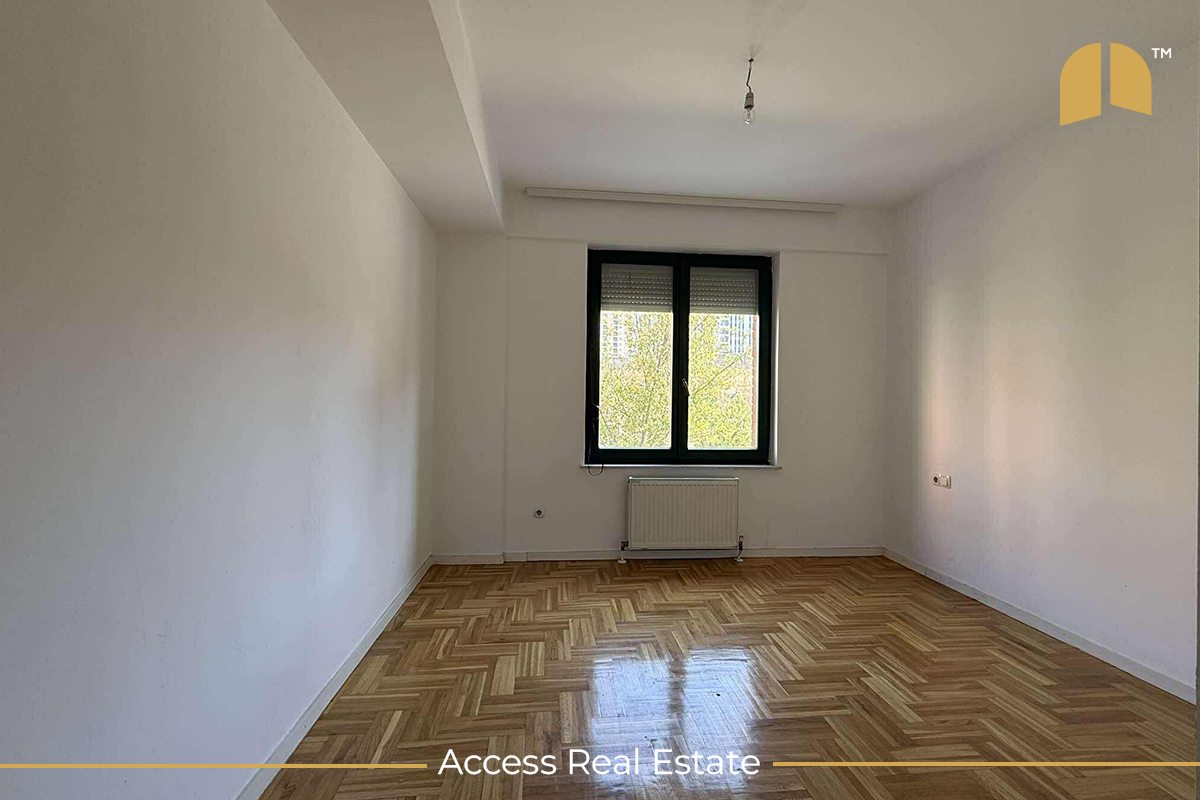 Oficina en alquiler – Kalabri – 85m² (4)