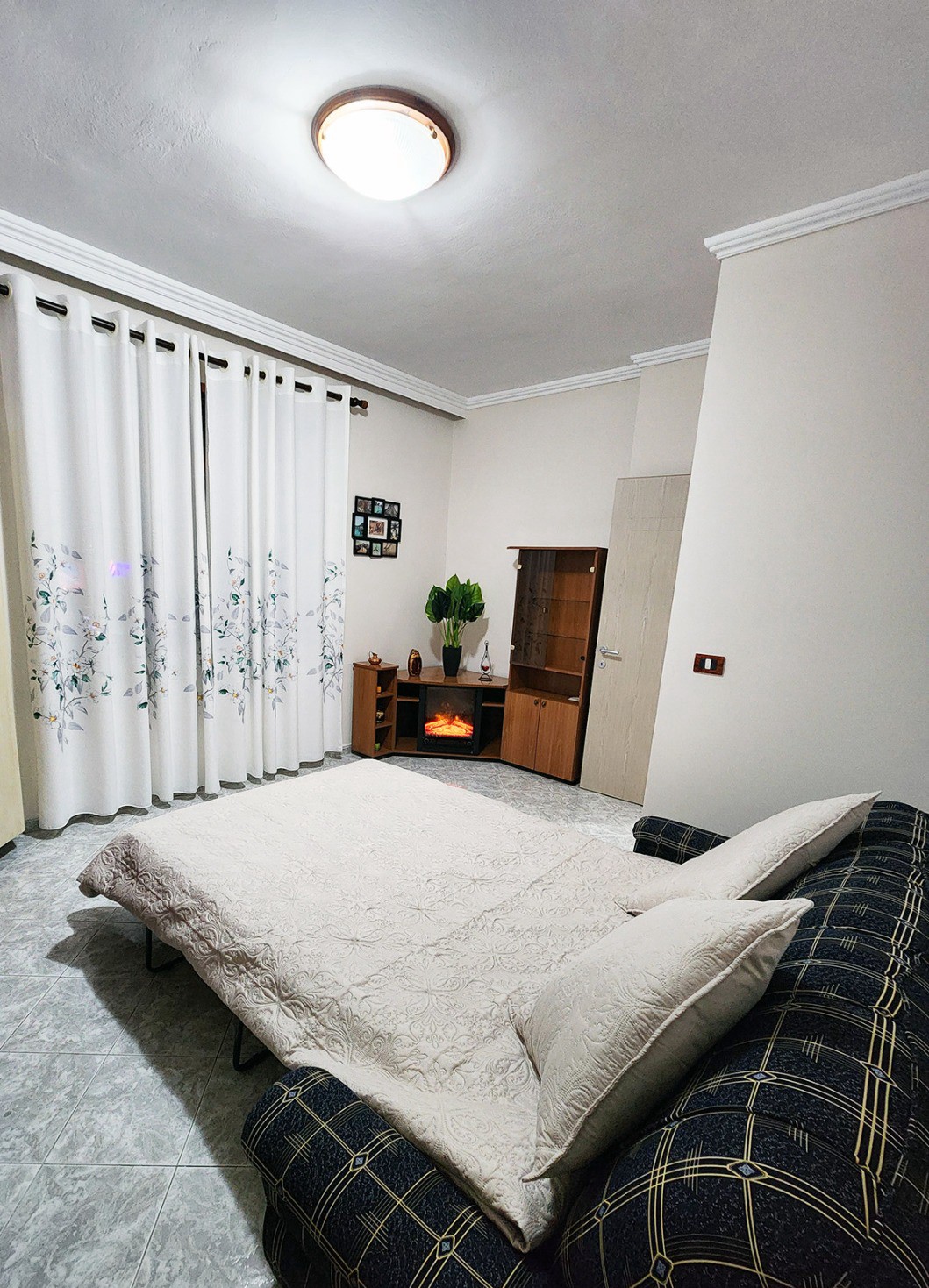 Qera | 2 apartments 2 + 1 and 1+1 | 21 dhjetori | €1000/month (2)