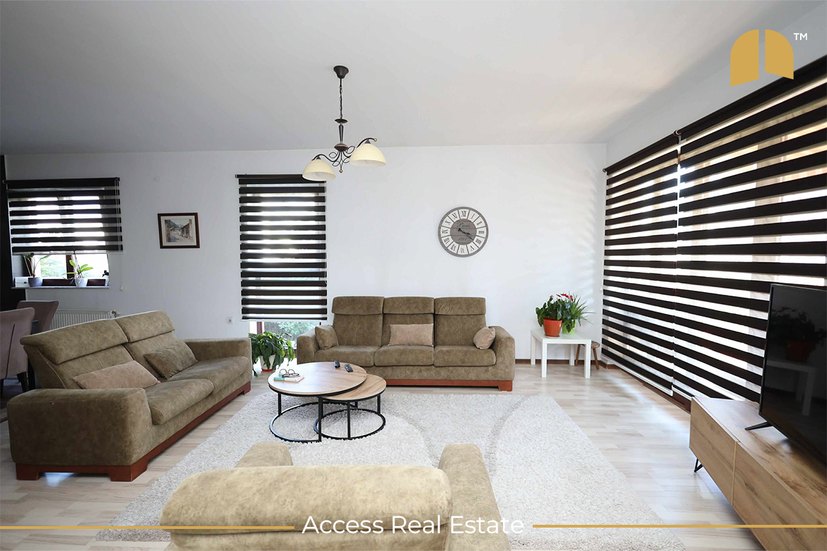Casa en alquiler – 4 habitaciones – Barrio qëndresa (3)