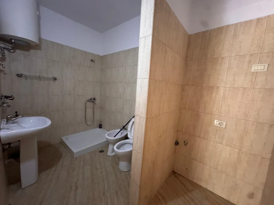 Louer | appartement 2 + 1 | kodra e diellit 1 | 450 €/mois