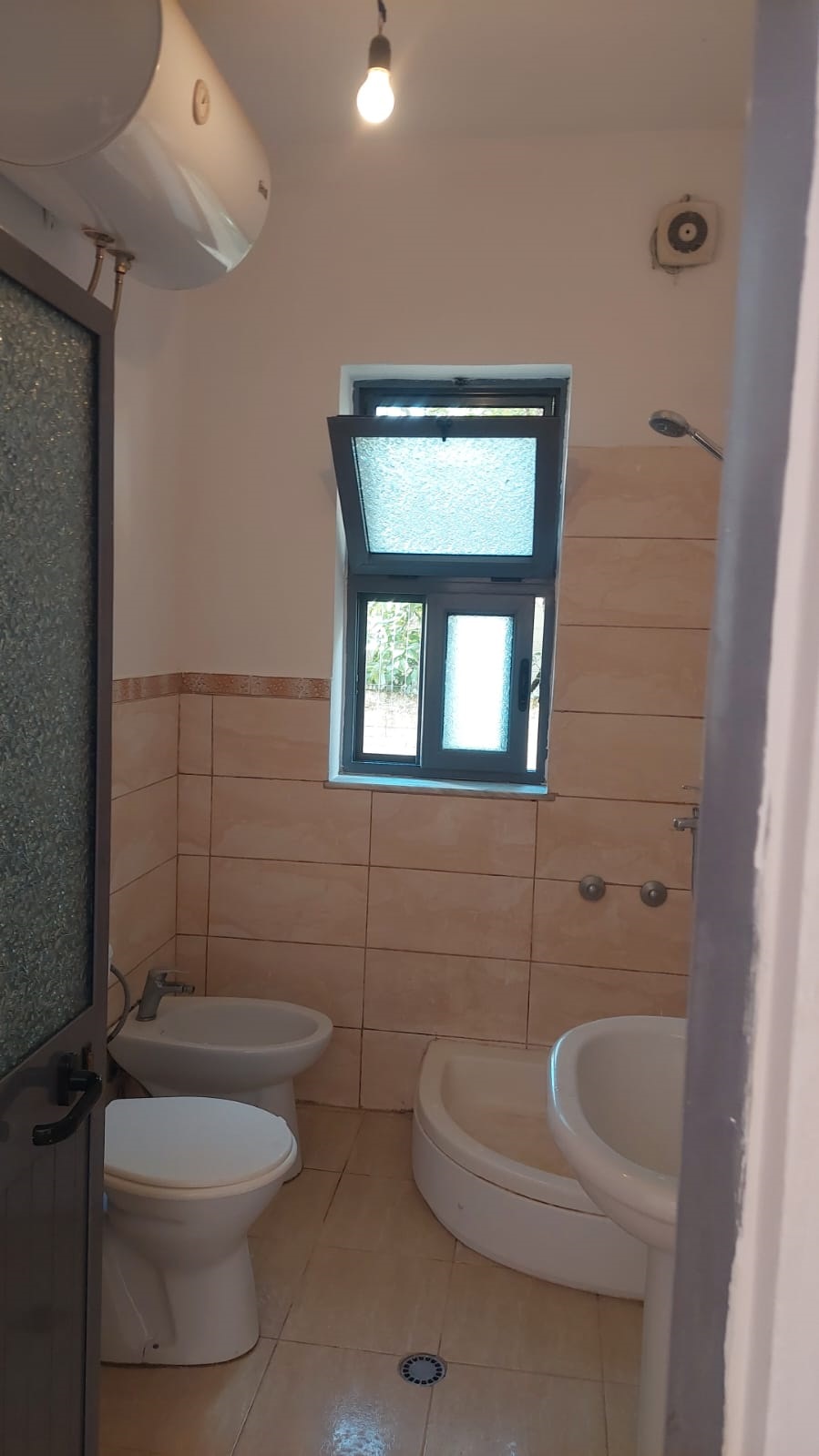 Aluguel | casa privada 2 + 1 | allias | €450/mês (7)
